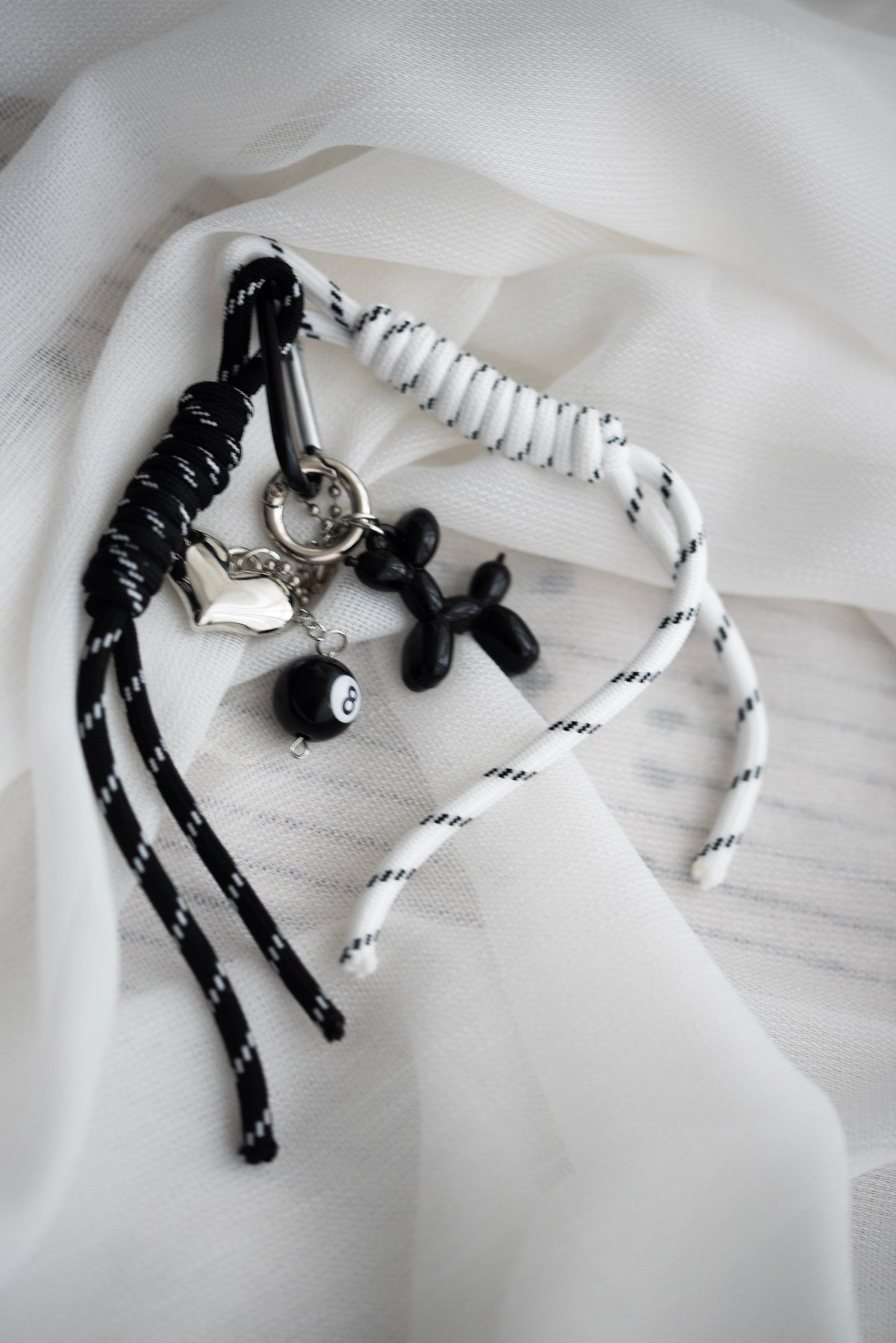 Taschenanhänger Black Balloon Dog