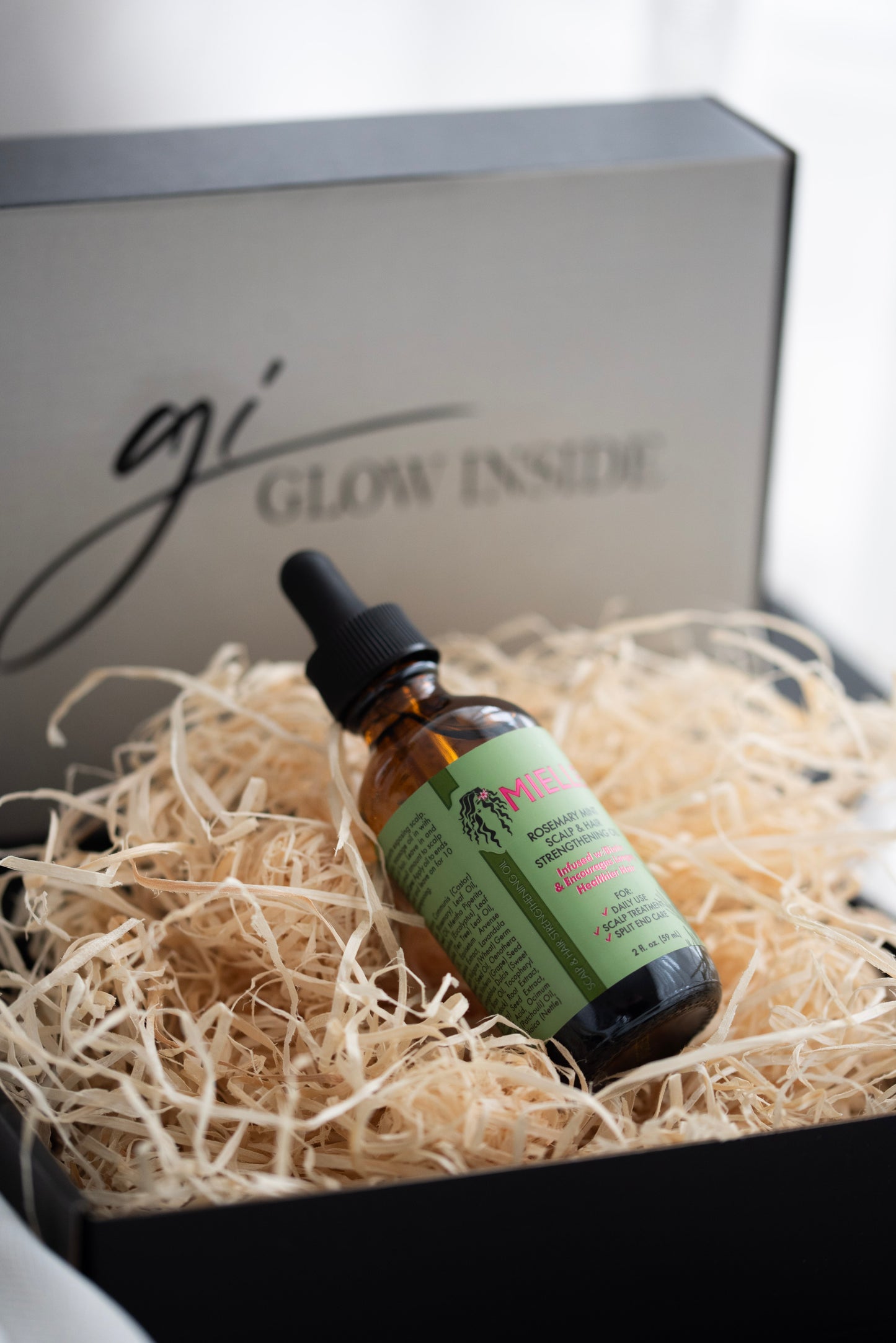 Mielle Organics Rosemary Mint Scalp & Hair Strengthening Oil – 59 ml